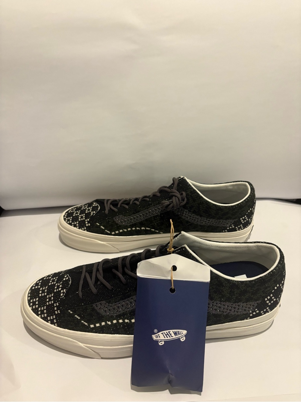Vans Men's Black Patterned Old Skool Skate Shoes